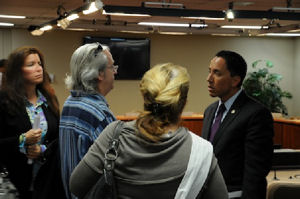 Councliman Todd Gloria speaks with Occupy representatives