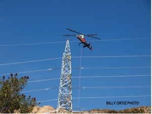 SDG&E helicopter at work in El Monte Valley on Nov. 30; photo by Billy Ortiz
